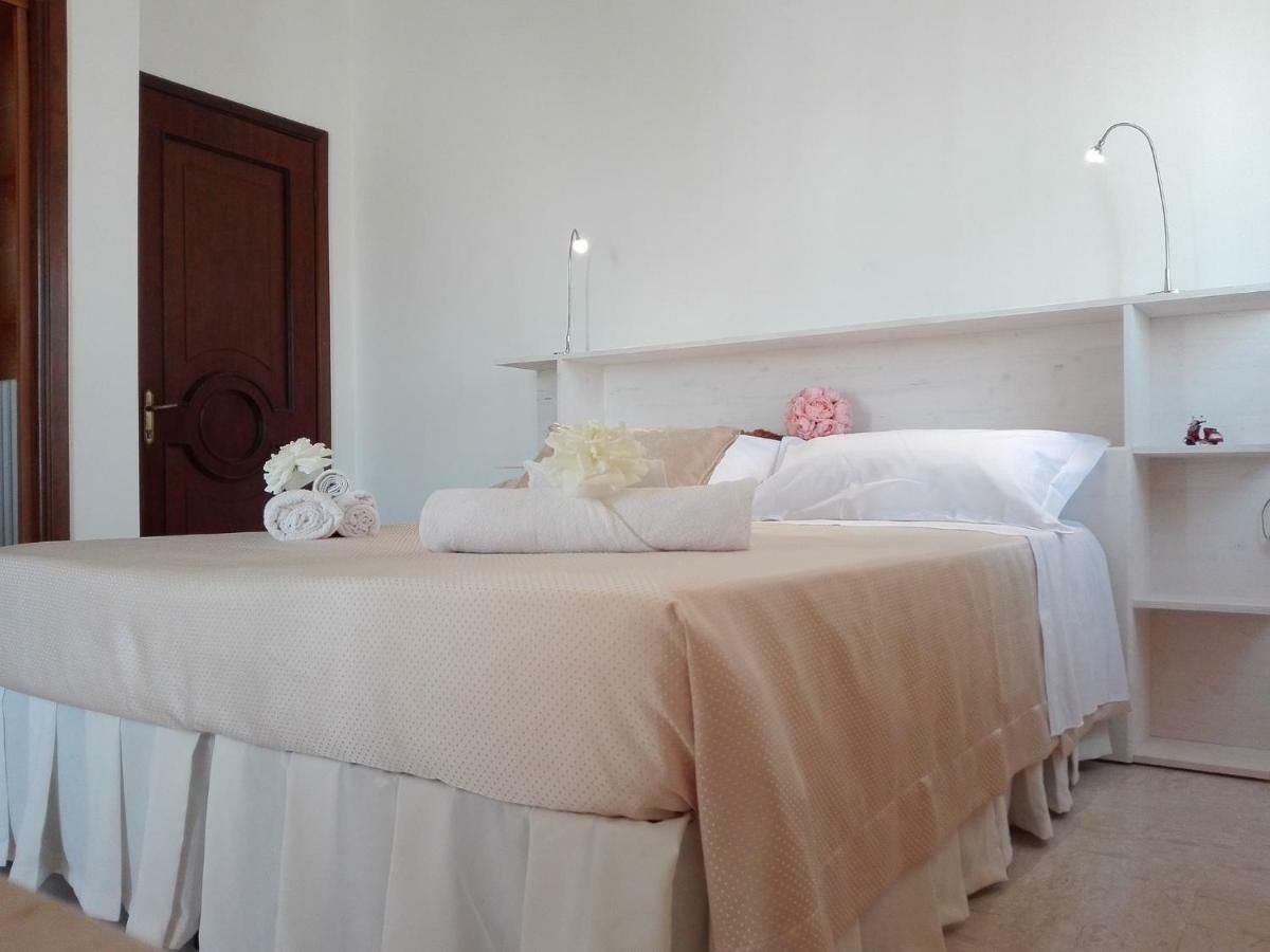 Bed And Breakfast Elettra Marconia Exterior foto